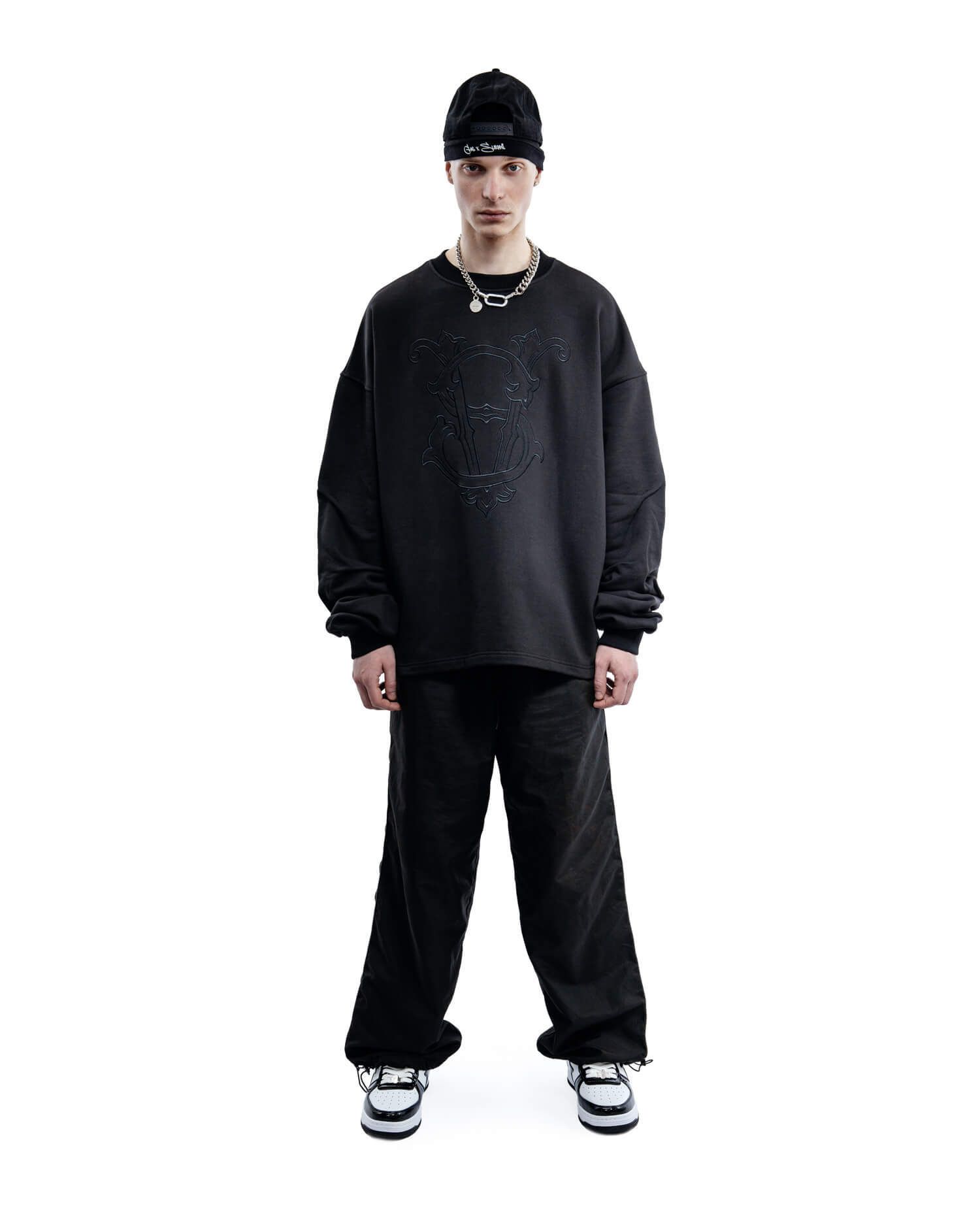 Свитшот "University" monoblack