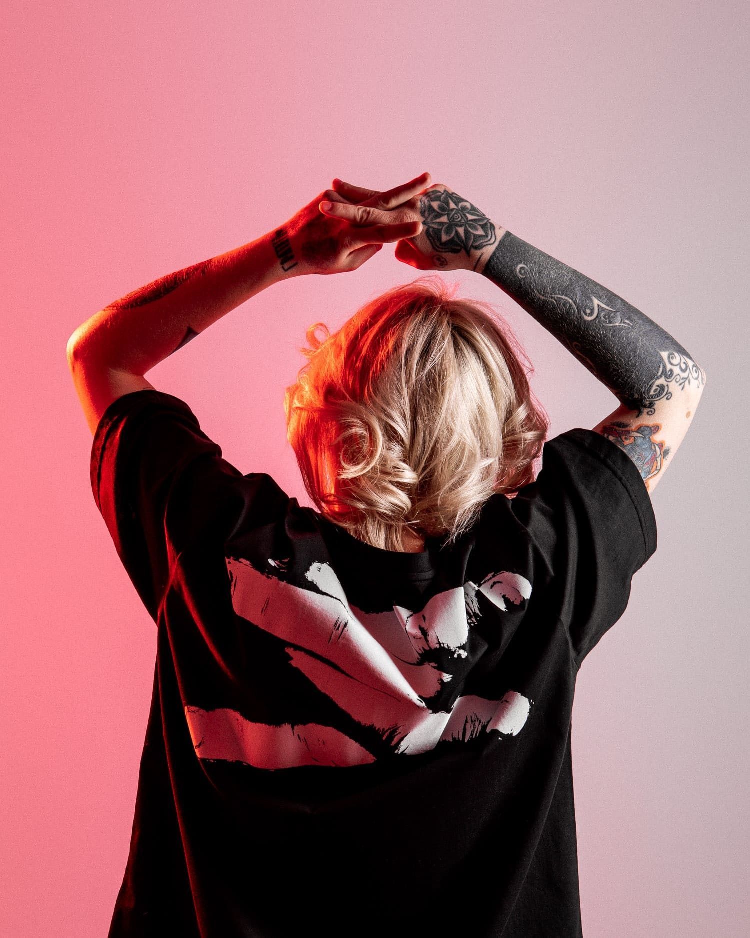 Футболка "Friends’ Sign"